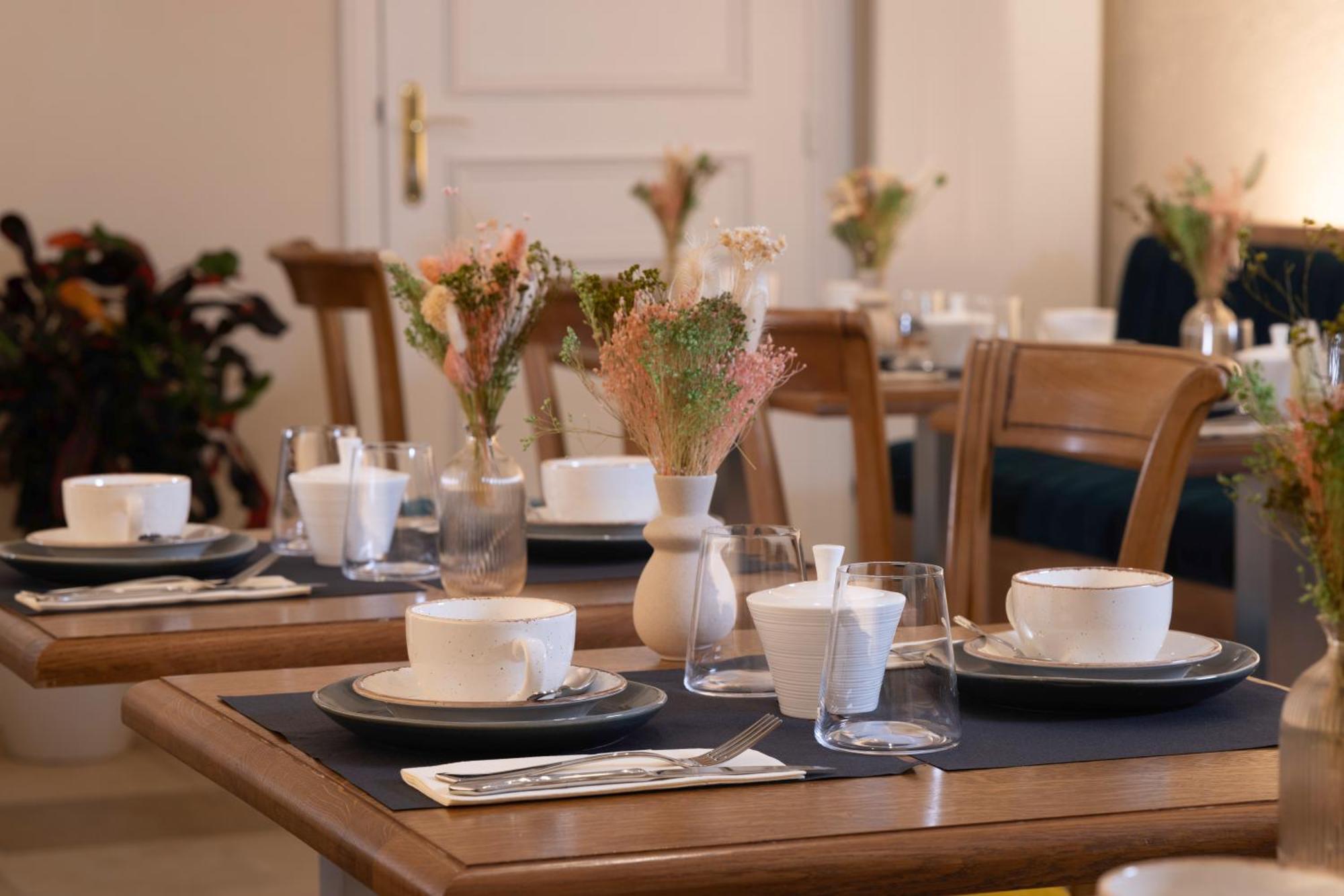 Le Relais Madeleine Hotel Paris Exterior photo